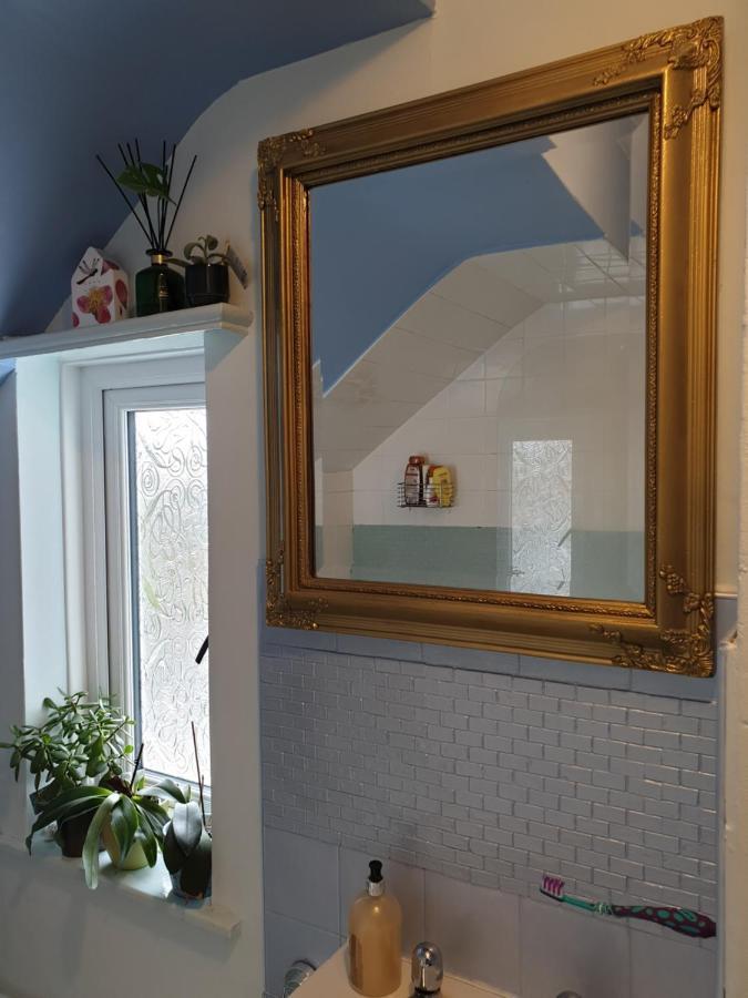Lotus Pod House Homestay Horsell 외부 사진