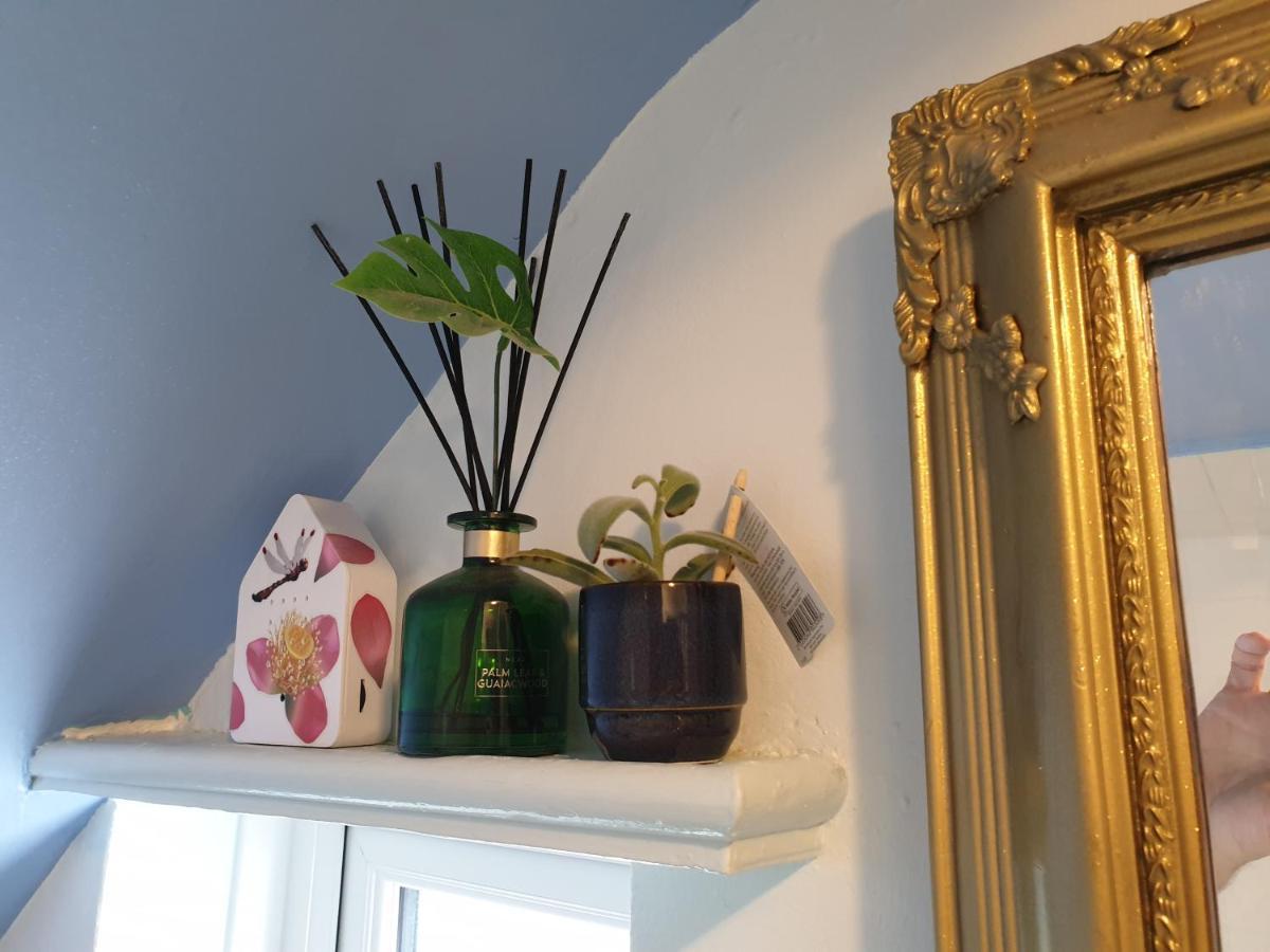 Lotus Pod House Homestay Horsell 외부 사진