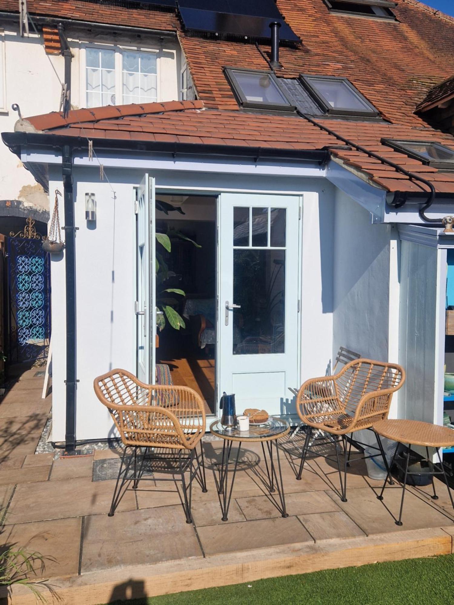 Lotus Pod House Homestay Horsell 외부 사진